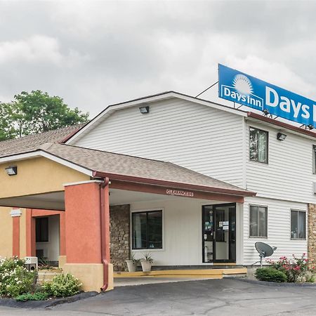 Days Inn By Wyndham Bloomington Ngoại thất bức ảnh